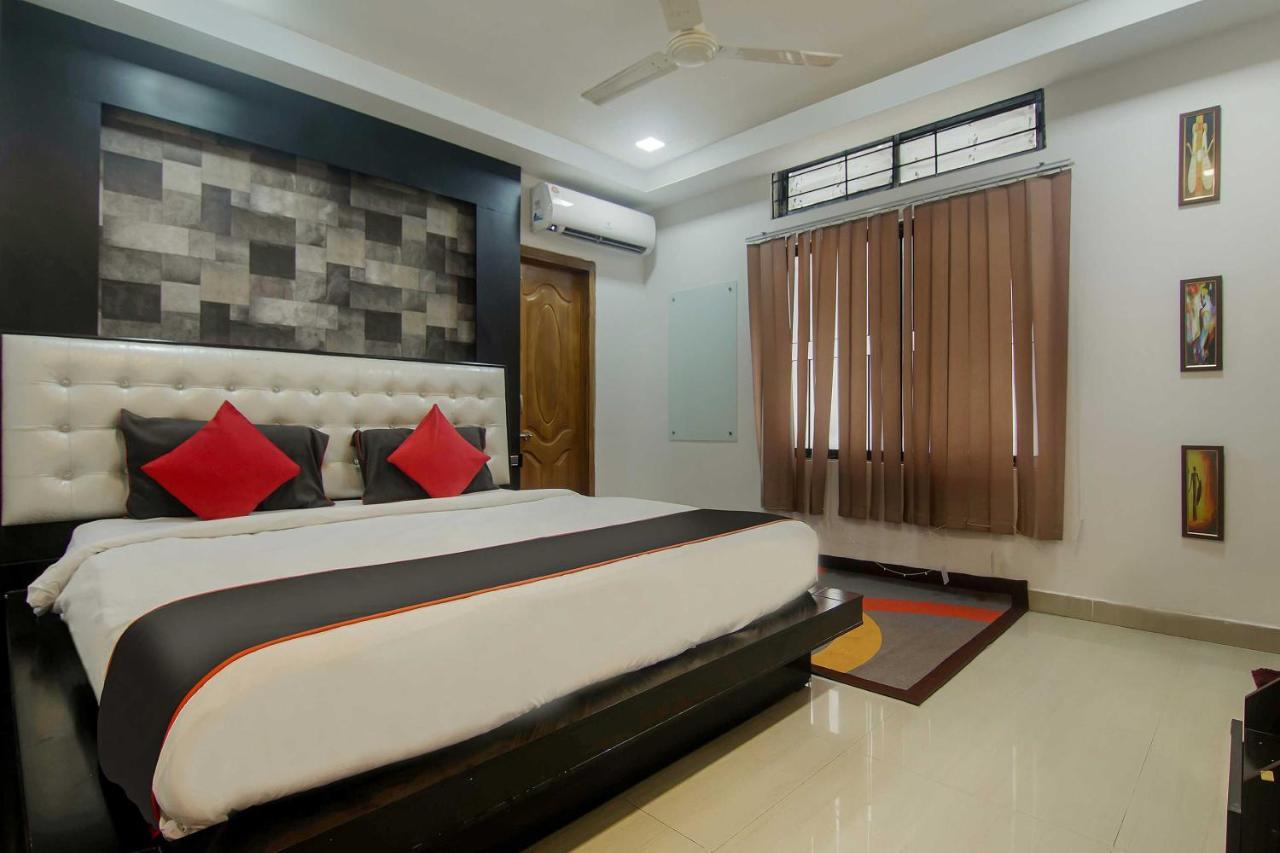 Collection O The Blu Bell Nizarapar Path Hotel Guwahati Bagian luar foto