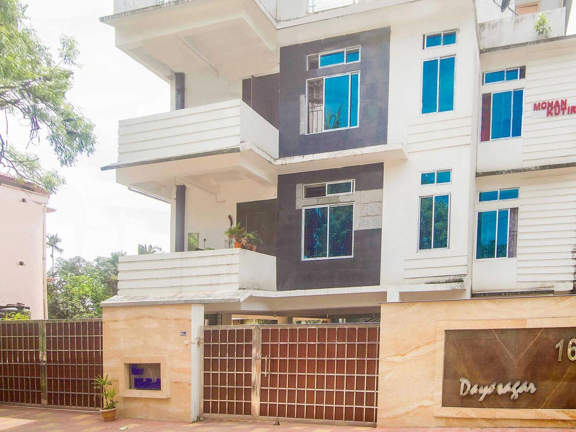 Collection O The Blu Bell Nizarapar Path Hotel Guwahati Bagian luar foto
