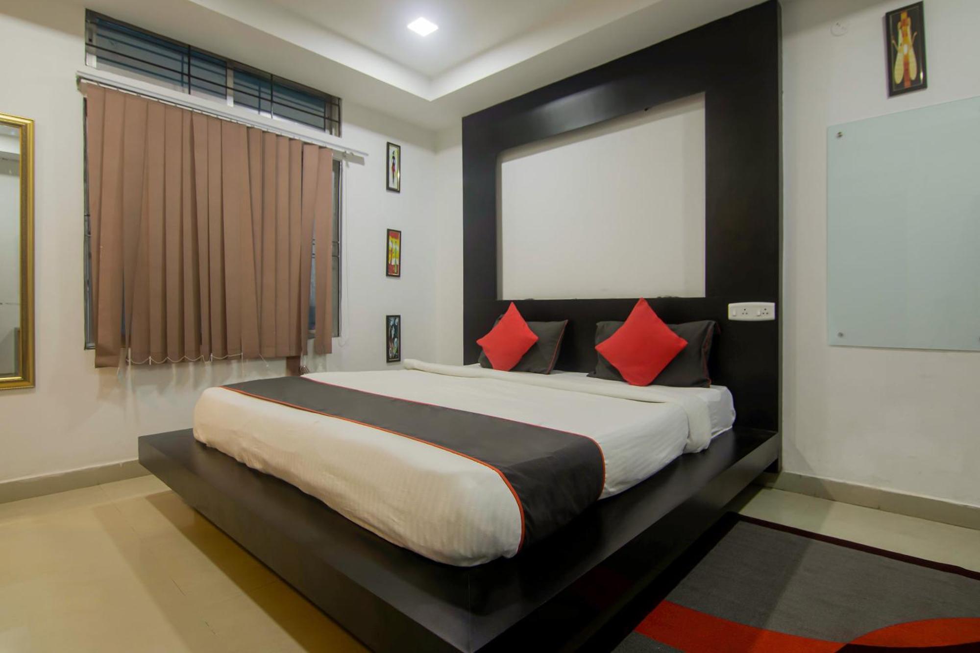 Collection O The Blu Bell Nizarapar Path Hotel Guwahati Bagian luar foto