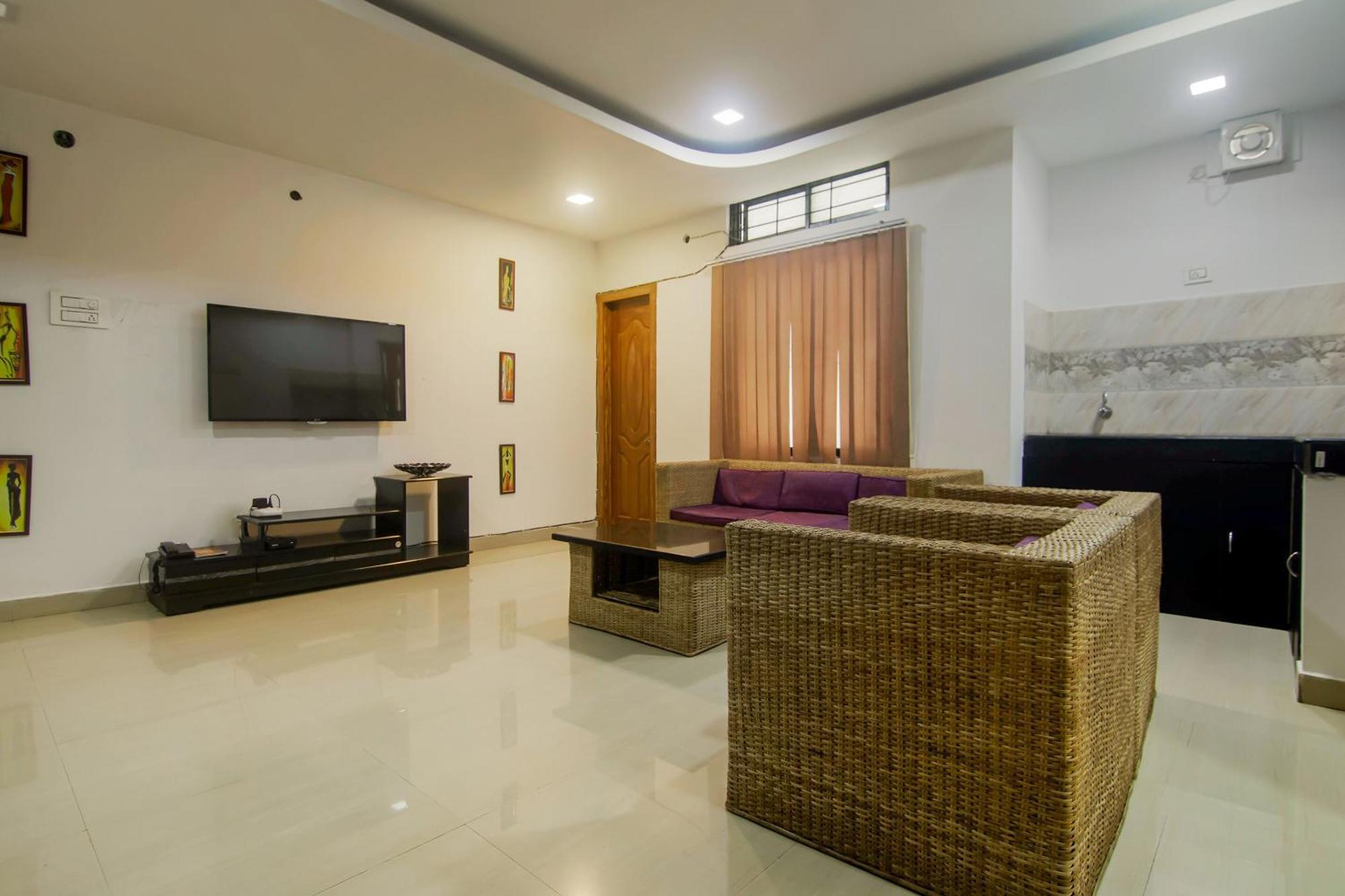 Collection O The Blu Bell Nizarapar Path Hotel Guwahati Bagian luar foto