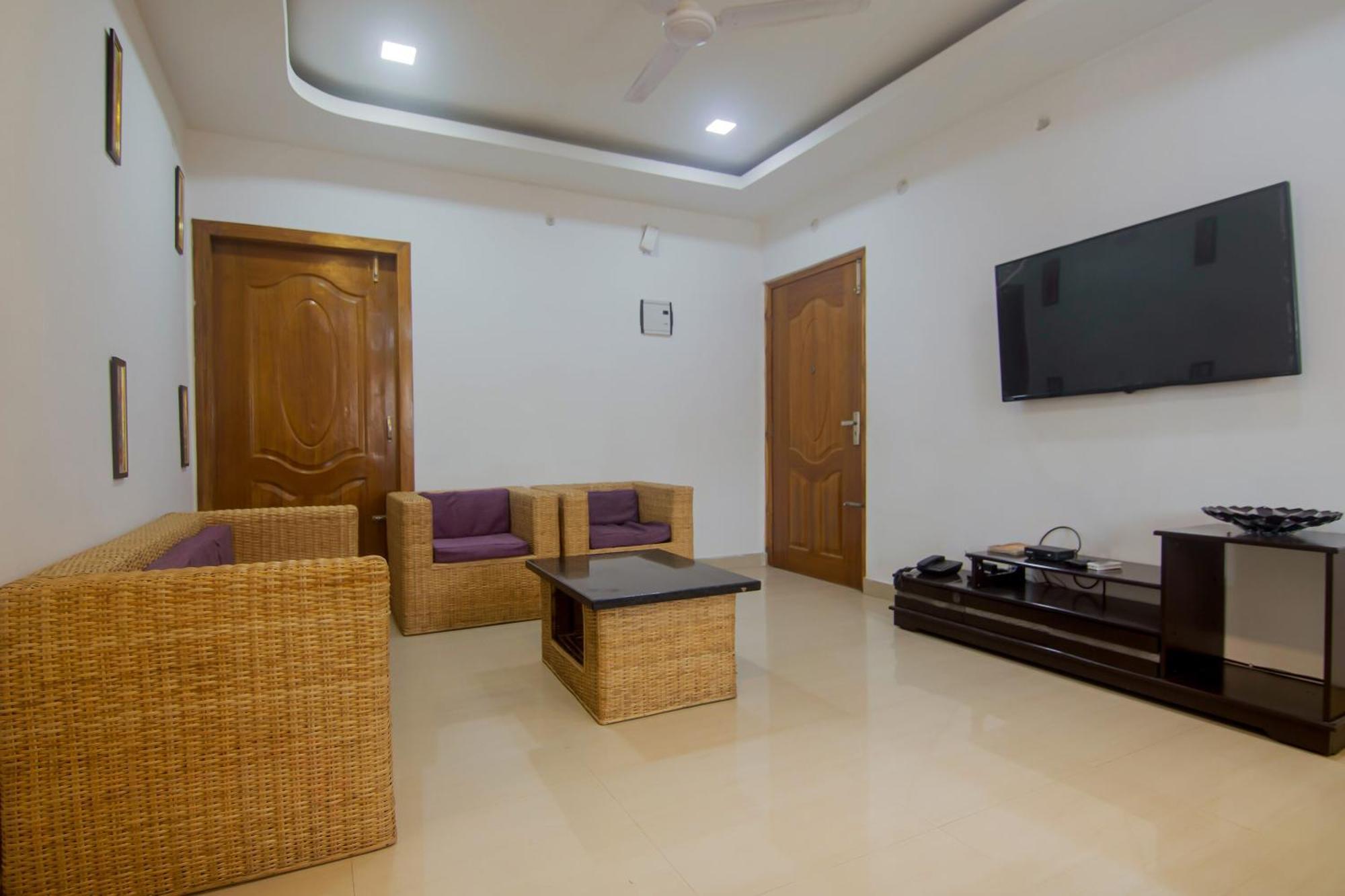 Collection O The Blu Bell Nizarapar Path Hotel Guwahati Bagian luar foto